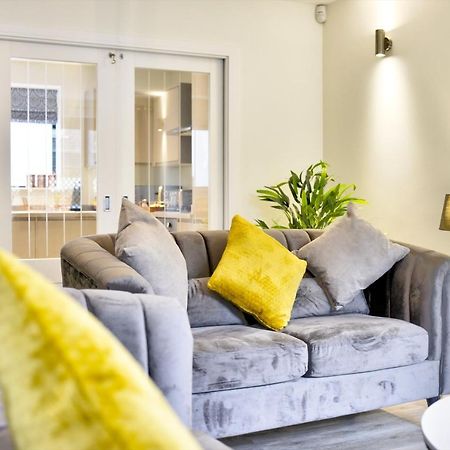 Kist Accommodates - Morgans Retreat Harrogate Bagian luar foto
