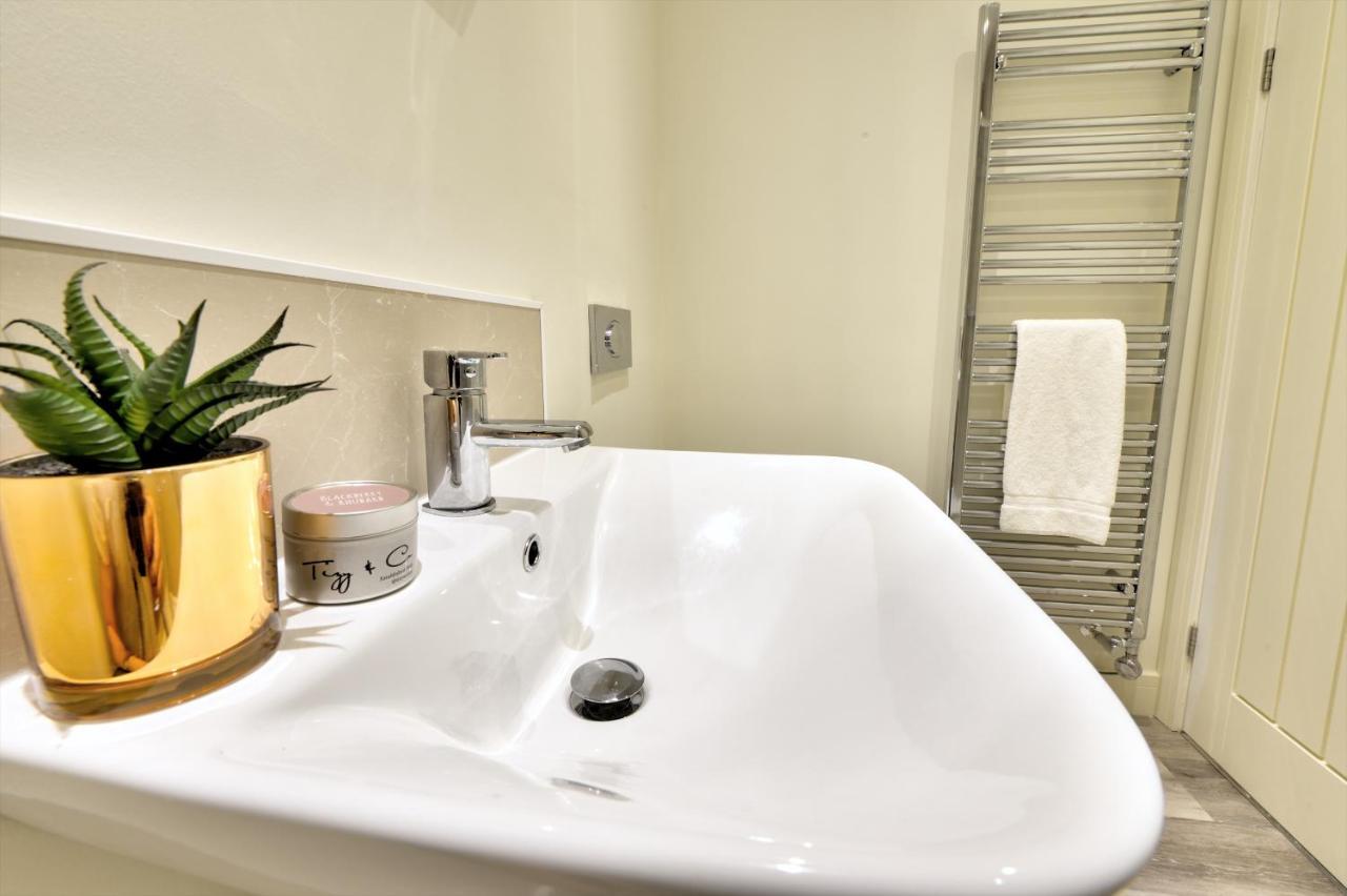 Kist Accommodates - Morgans Retreat Harrogate Bagian luar foto